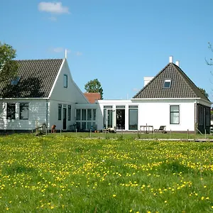 Farmland Bed & Breakfast Amsterdam
